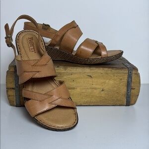 BORN Danav Leather Sling Wood‎ Clogs Comfort Women's Sz 7M/Tan Sandals